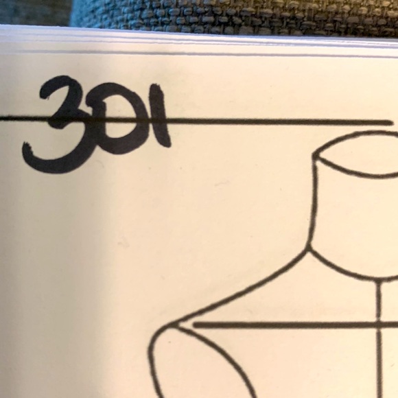 New Rose Gold Sequin Off Shoulder Eye Catching Sweater Medium - Picture 5 of 10